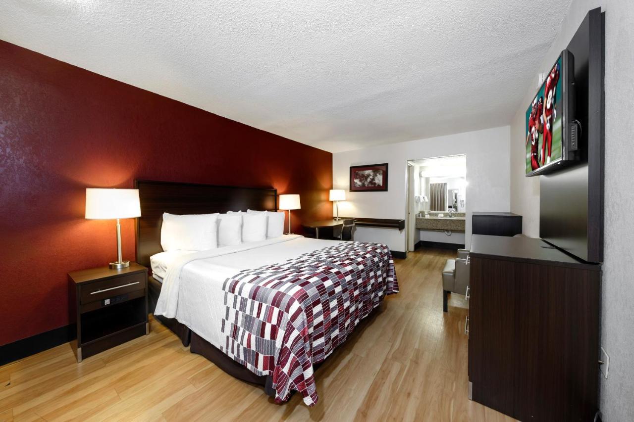 Red Roof Inn Atlanta - Suwanee/Mall Of Georgia Екстериор снимка