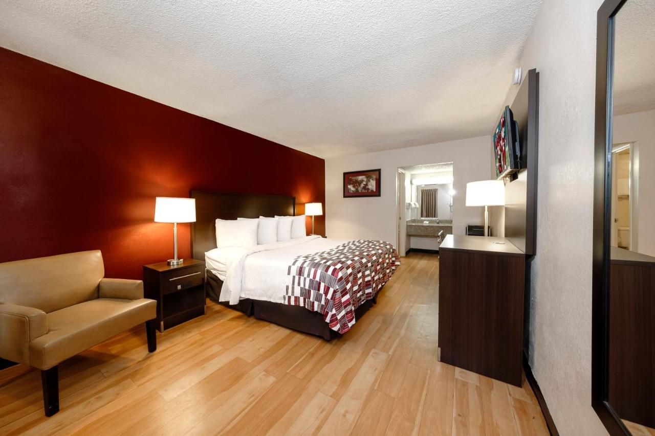 Red Roof Inn Atlanta - Suwanee/Mall Of Georgia Екстериор снимка