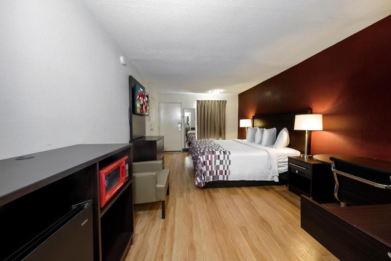 Red Roof Inn Atlanta - Suwanee/Mall Of Georgia Екстериор снимка